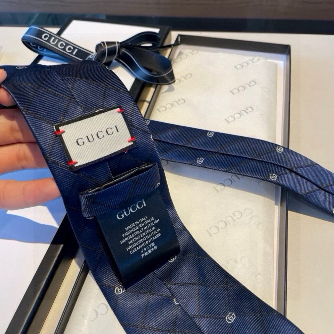 Gucci Style Men's Geometric Jacquard Silk Tie